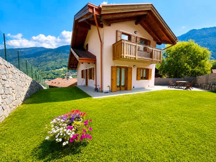 Casa quadrilocale in vendita in Via Acquedotto, Strembo