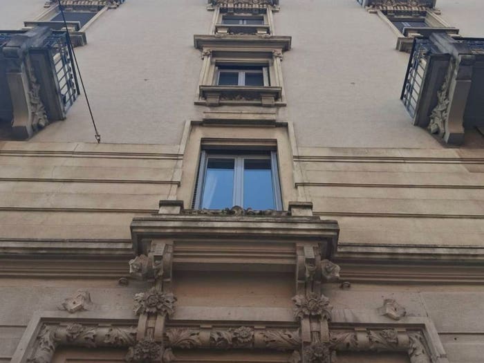 Appartamento trilocale in vendita in Viale Stelvio, Farini, Milano