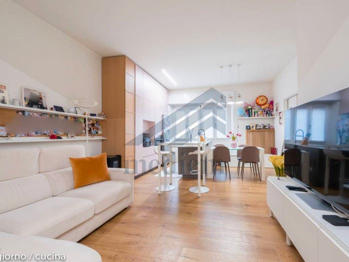 Appartamento trilocale in vendita in Via Marco Polo, Porta Nuova, Milano