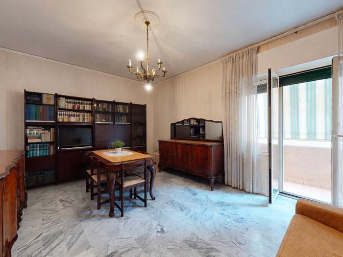 Appartamento trilocale in vendita in Via Francesco Fracanzano, Vomero, Napoli