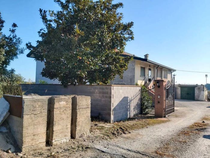 Casa con 6 locali in vendita in Volano Centro, Volano, Codigoro