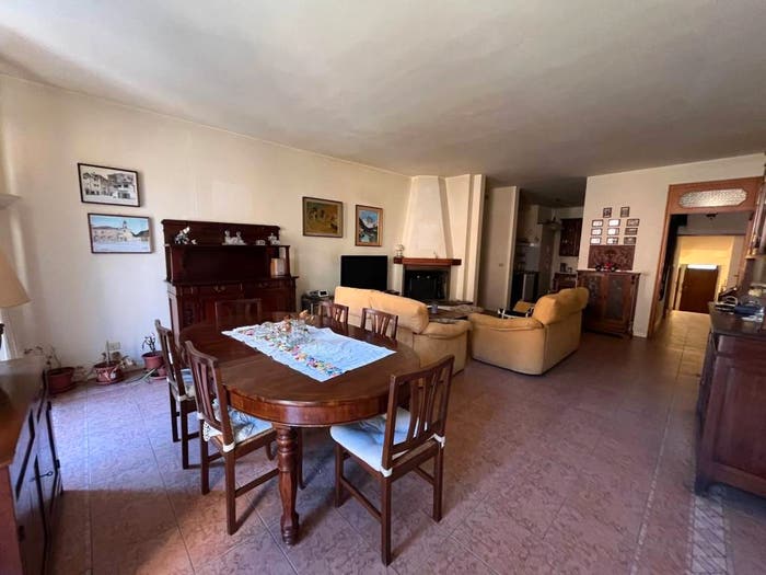 Appartamento con 6 locali in vendita in Via Dario Pedrini, Centro, Vergato