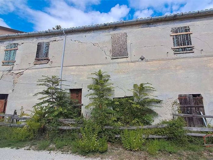 Casa quadrilocale in vendita in Via del Castellano, Pietralacroce, Ancona