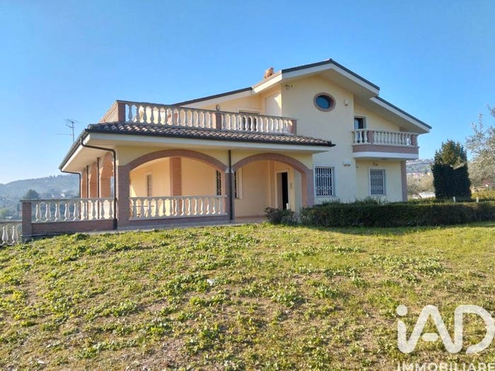 Casa con 6 locali in vendita in San Pietro, Città Sant'Angelo