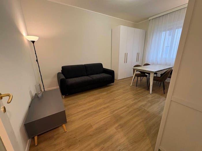 Appartamento monolocale in vendita in Via Cristoforo Gluck, Cascina dei Pomi, Milano