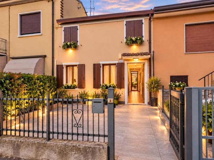 Casa quadrilocale in vendita in Via MEZZAVILLA, Ariano nel Polesine