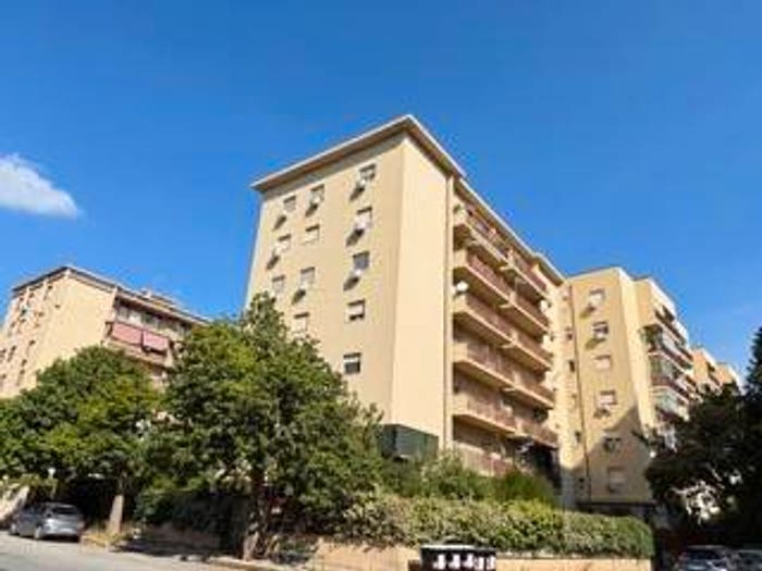 Appartamento quadrilocale in vendita in Via Pietro Scaglione, CEP Michelangelo Alta, Palermo