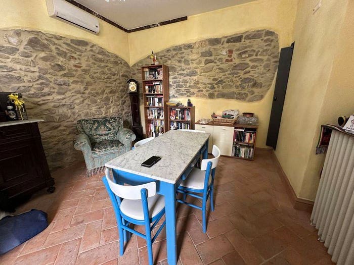 Appartamento bilocale in vendita in Via Aprile, Centro, Castiglione del Lago
