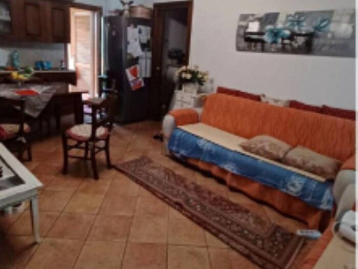 Appartamento trilocale in vendita in Via Giudice Costantino, San Nicola, Olbia