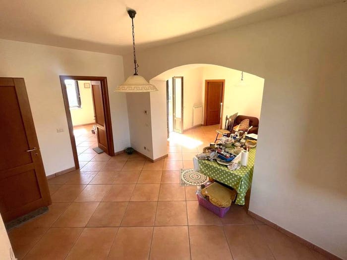 Casa con 6 locali in vendita in Via Carangi Marzano Appio Ce No Number, Marzano Appio