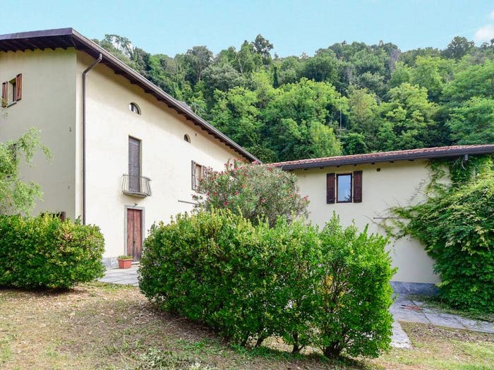 Appartamento con 6 locali in vendita in Via Monte Grappa, Cologna Caraverio, Castello di Brianza