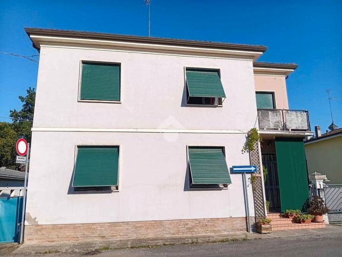 Casa con 6 locali in vendita in Via della Cembalina, San Bartolomeo, Ferrara