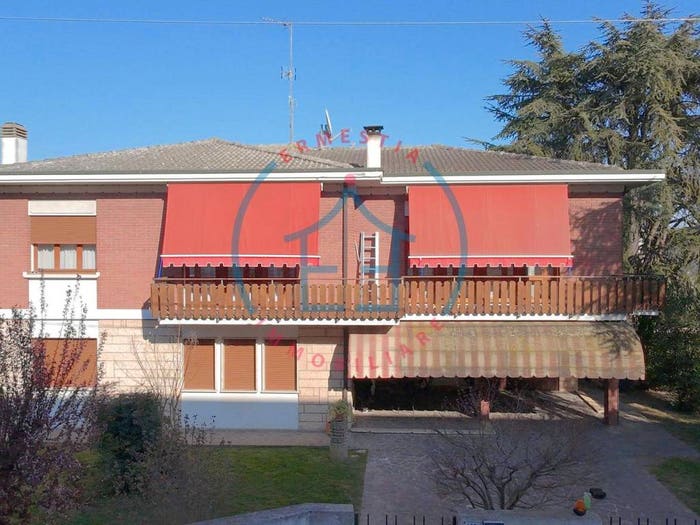 Casa con 6 locali in vendita in Via Papa Giovanni XXIII, Centro, Casale di Scodosia