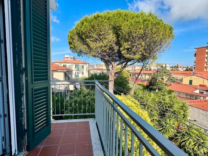 Appartamento quadrilocale in vendita in Ospedale Stazione, Livorno