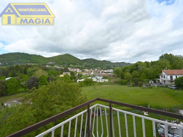 Appartamento con 5 locali in vendita in Via Euste Nardi, Centro, Venarotta