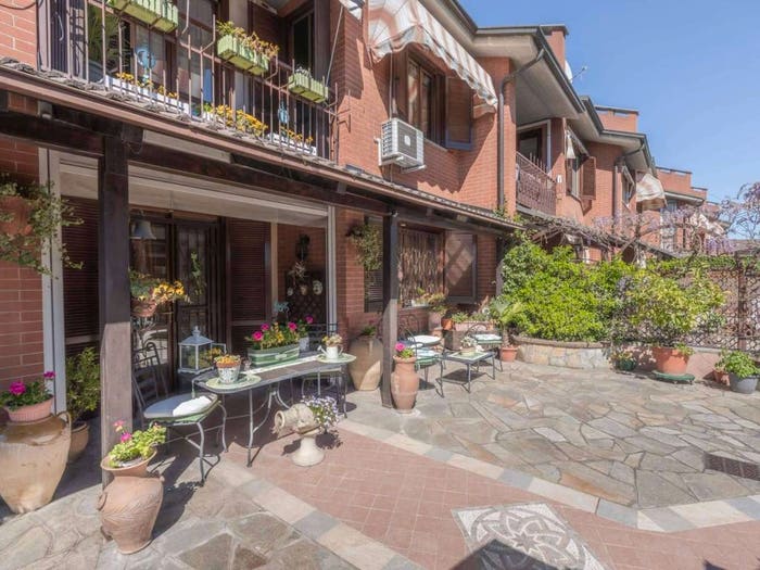 Casa con 6 locali in vendita in via Martinetto, Savonera, Collegno