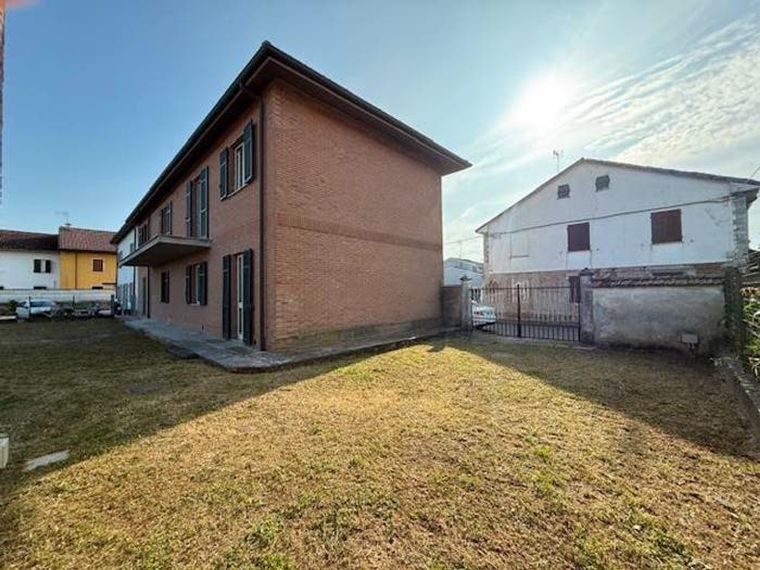 Casa con 6 locali in vendita in Via Angiolina, Spinetta Marengo, Alessandria