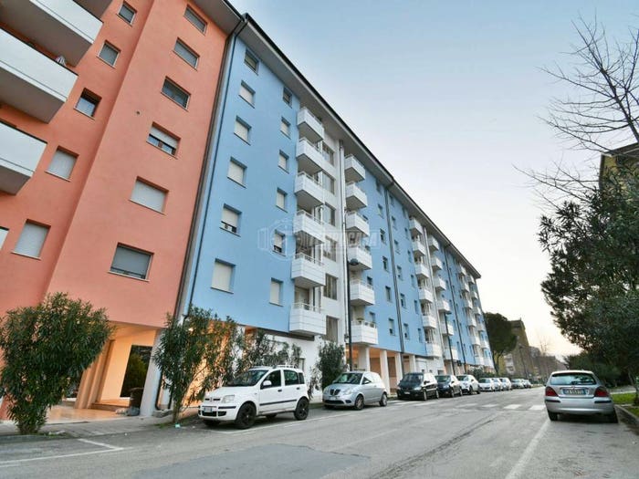 Appartamento trilocale in vendita in Viale dei Platani, Ascoli Piceno