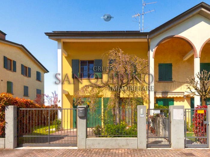 Casa con 5 locali in vendita in Via Nilde iotti, Correggio