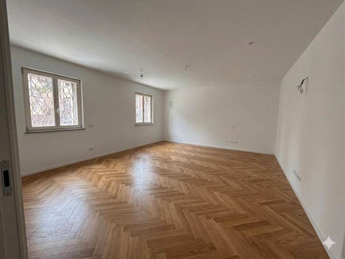 Appartamento bilocale in vendita in Via Giuseppe Robolini, Centro Storico, Pavia