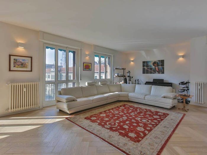 Appartamento con 5 locali in affitto in Via Francesco Londonio, Paolo Sarpi, Milano