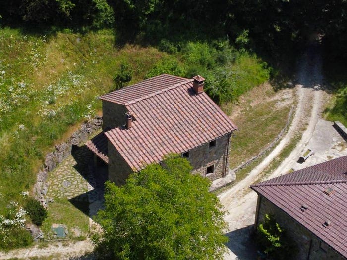 Casa con 5 locali in vendita in LOCALITA CASPRIANO, Londa