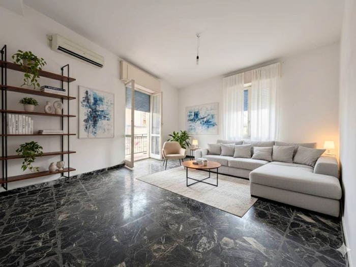 Appartamento con 5 locali in vendita in via marconi, Centro, Muravera