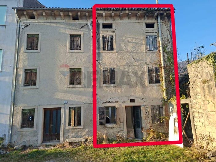 Casa con 6 locali in vendita in Via Breda, Fregona