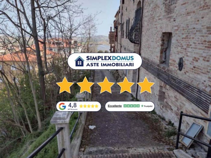 Appartamento con 6 locali in vendita in Via Mandirola, Centro, Monte San Pietrangeli