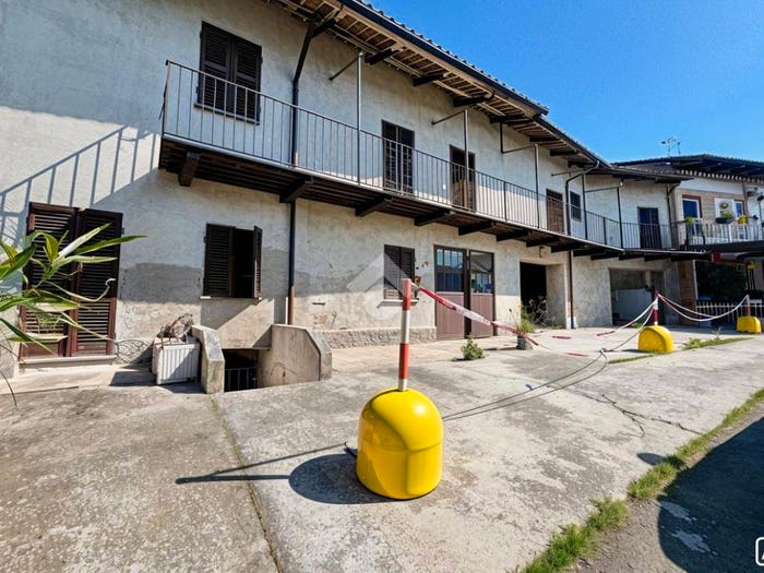 Casa con 6 locali in vendita in Via Bricca, Centro, Chiusano d'Asti