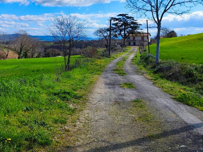 Casa con 6 locali in vendita in Contrada Piano Cappelle, Coluonni La Vipera, Benevento