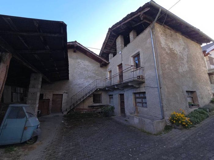Casa con 6 locali in vendita in Località Misérègne, Chez Croiset, Fénis
