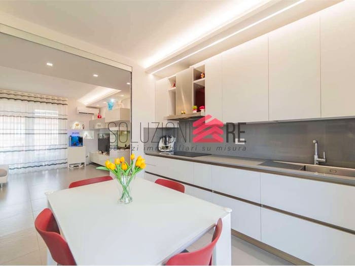 Appartamento trilocale in vendita in Via Giusti, Sant'Agabio, Novara