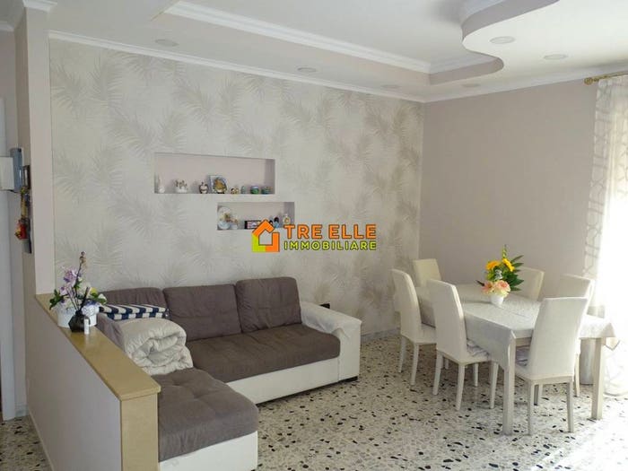 Appartamento trilocale in vendita in Via Domenico Colasanto, Arpino, Casoria
