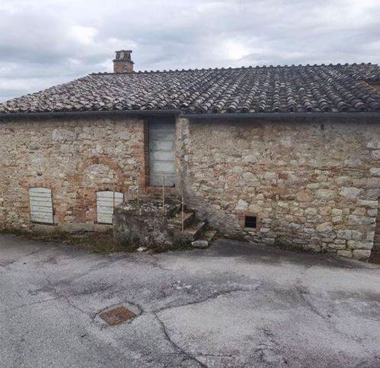 Casa con 6 locali in vendita in Petrarca, Mantignana, Corciano