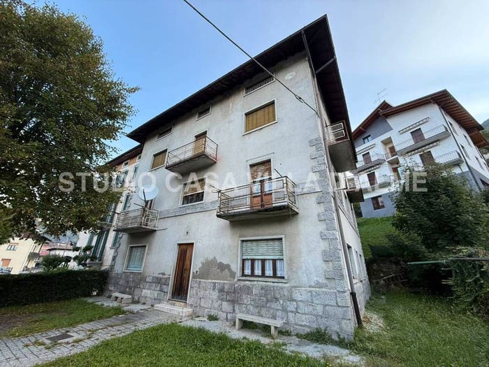 Appartamento con 5 locali in vendita in Via Roma, Centro, Serina
