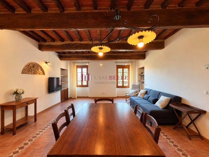 Appartamento trilocale in vendita in Via del Campanile, Camaiore Paese, Camaiore