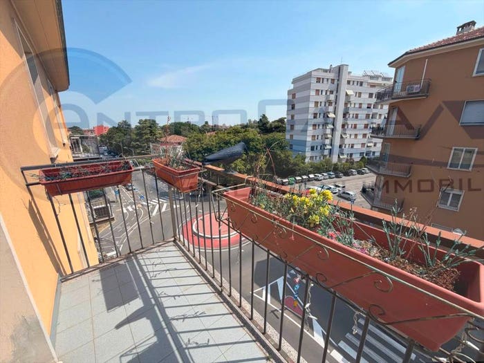 Appartamento trilocale in vendita in Massarenti, Bologna