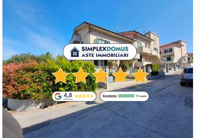 Appartamento con 6 locali in vendita in Via Fratelli Cervi, Torre, Bucine