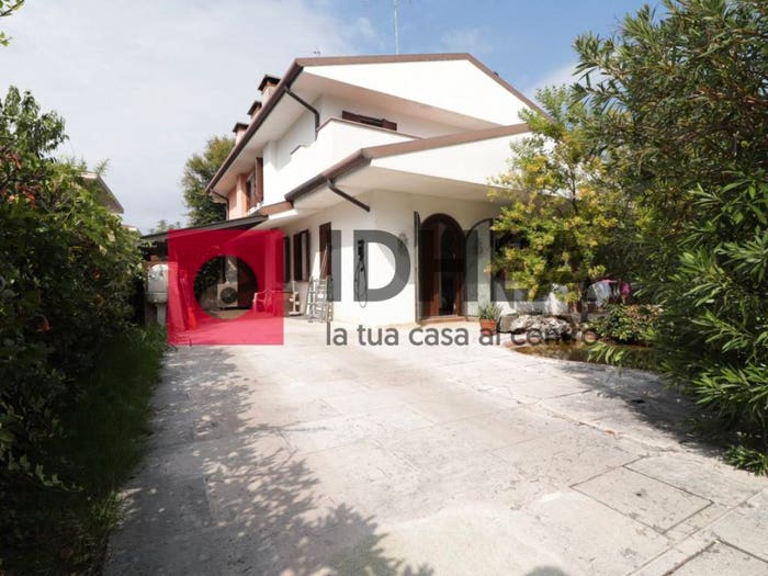 Casa quadrilocale in vendita in Via Piavesella, Carità Lancenigo, Villorba