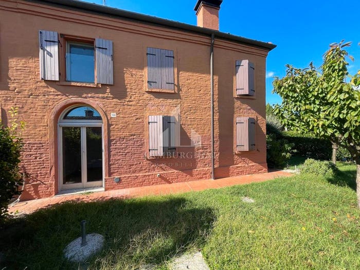 Casa quadrilocale in affitto in Via Copparo, Pontegradella, Ferrara