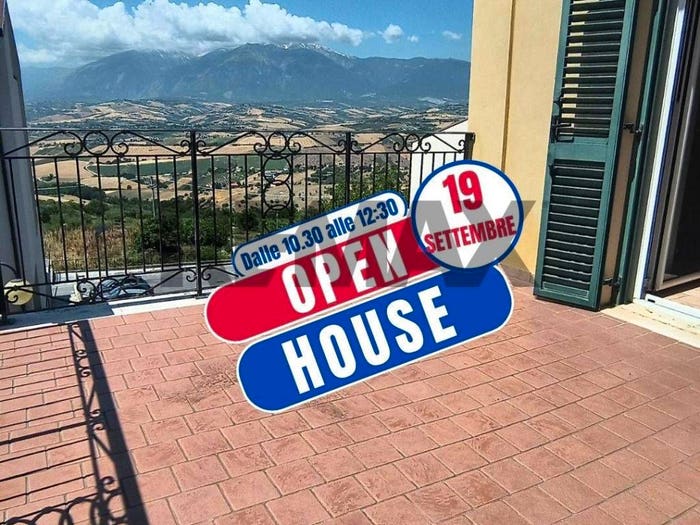 Casa con 5 locali in vendita in CORSO ROMA, Centro, Castel Frentano