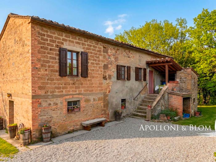 Casa con 6 locali in vendita in Via Ferruccio Parri, Centro, Montepulciano