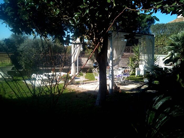 Casa in vendita in Via Parrocchia, Caserta