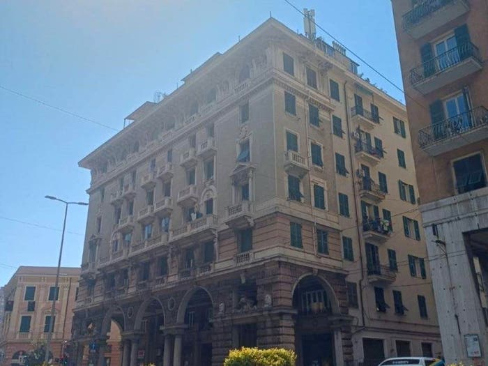 Appartamento quadrilocale in vendita in Via Antonio Cantore, Sampierdarena, Genova