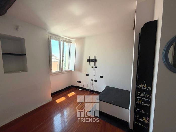 Appartamento bilocale in vendita in Via Lastrego, Sant'Ilario, Genova