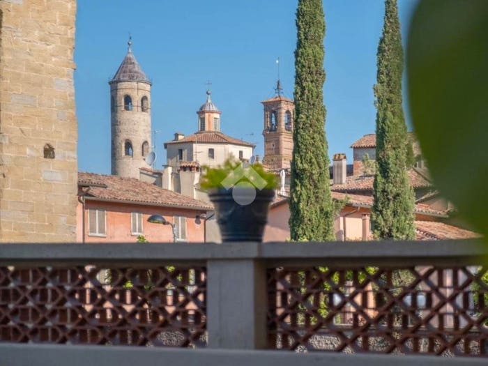Appartamento con 6 locali in vendita in Via della Mattonata, Centro, Città di Castello