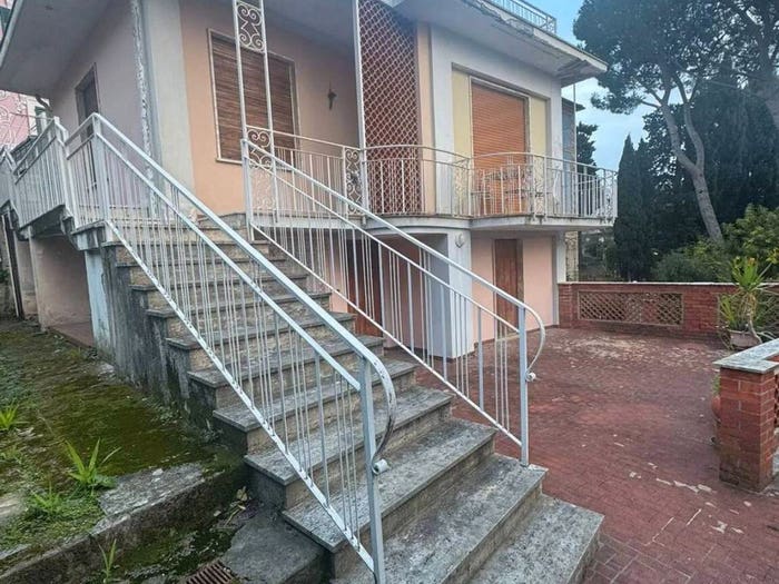 Casa con 6 locali in vendita in Via Giuseppe Mazzini, Centro, Bogliasco