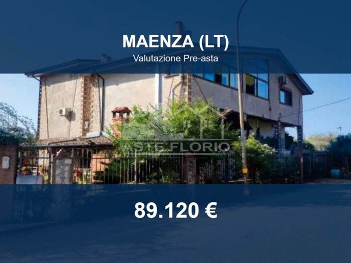 Appartamento con 6 locali in vendita in Via Madonna dei Martiri, Maenza