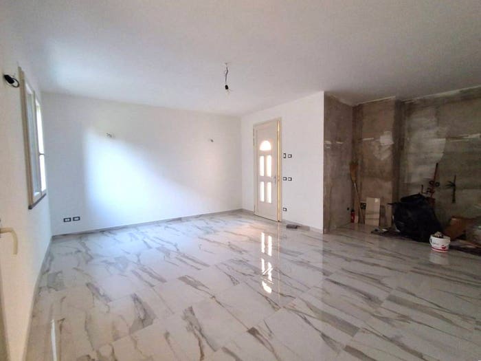 Appartamento con 5 locali in vendita in Via Teodoro Borgognoni, San Marco Acquacalda, Lucca